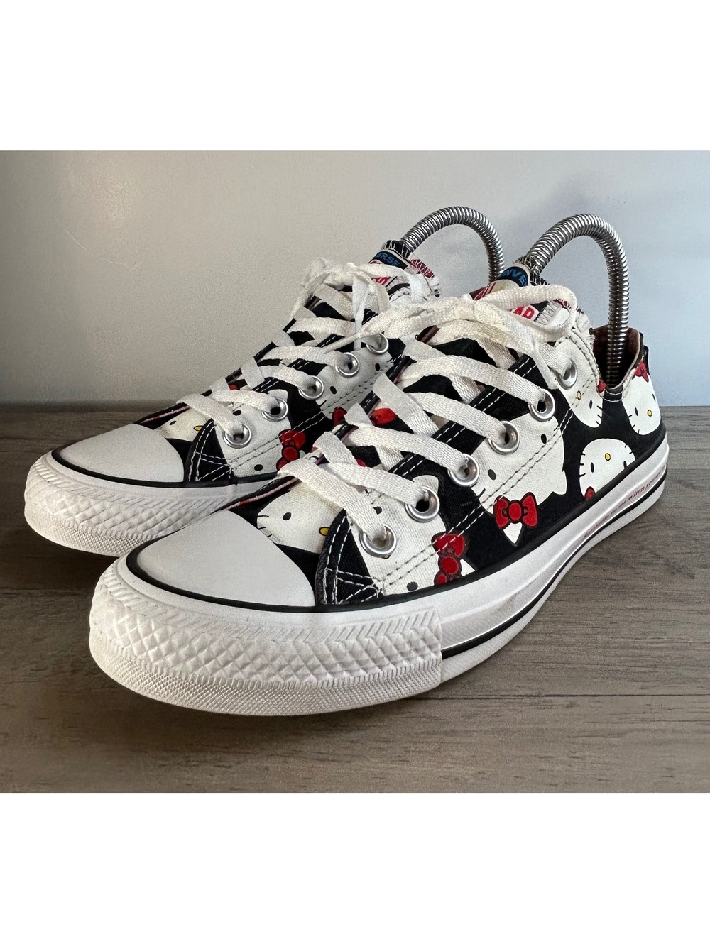 Converse Hello Kitty Chuck Taylor All Star